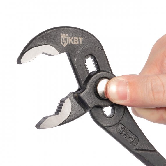 Фотография товара 'КВТ клещи переставные с кнопочной самофиксацией 180 мм серии ПРАКТИК'