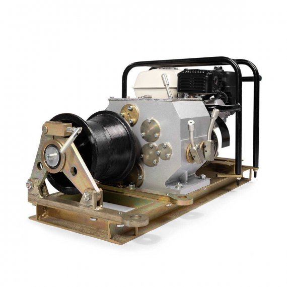 Фотография товара 'КВТ ЛТА-3 Лебедка тяговая автономная с бензиновым приводом'