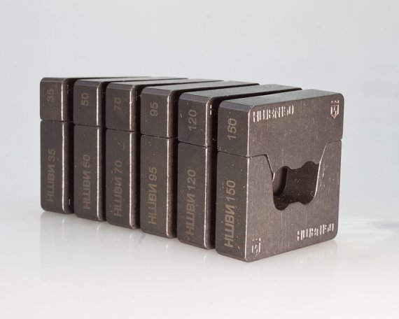 Фотография товара 'КВТ Набор матриц НМ-300 НШВИ для опрессовки втулочных наконечников 61037'